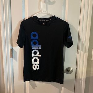 Adidas . Short Sleeve .